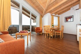 Klawunn Hotel & Apartment