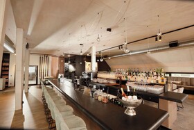 Hotel Im Zentrum Fur Visionen