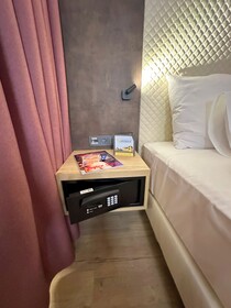 Hotel Im Zentrum Fur Visionen