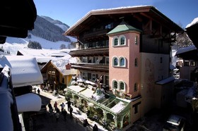 Hotel Bauer