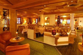 Hotel Bauer