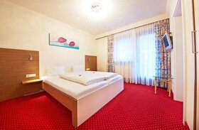 Bike-Hotel Heli's B&B