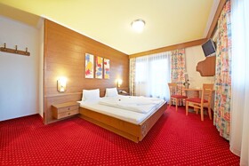 Bike-Hotel Heli's B&B