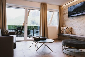 GLEMM by Avenida