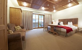Hotel Alpine Palace