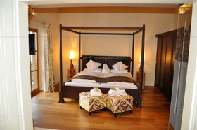 Hotel Alpine Palace