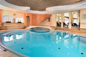Hotel Alpine Palace