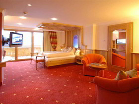 JUFA Alpenhotel Saalbach
