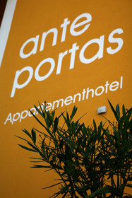 Ante Portas