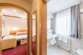 Hotel & Gasthof Hölle