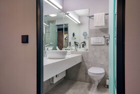 FourSide Hotel Salzburg, Trademark Collection by Wyndham