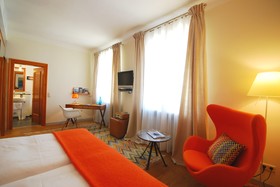 Hotel & Villa Auersperg