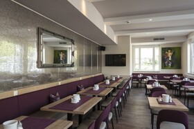 Hotel Max 70