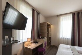 Hotel Max 70