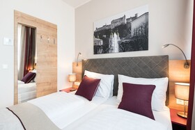 Hotel Max 70