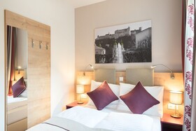 Hotel Max 70