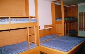 Junge Hotel Eduard-Heinrich-Haus