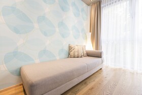Room 5 Apartments
