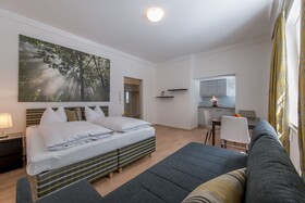 Wolf-Dietrich Apartments