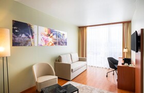 Leonardo Hotel Salzburg Airport