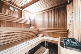 Apartments Hotel Cella Central