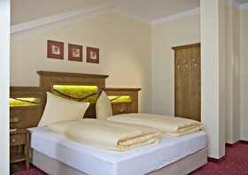 Apartments Hotel Cella Central
