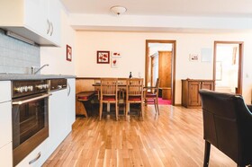 Apartments Hotel Cella Central