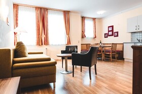 Apartments Hotel Cella Central