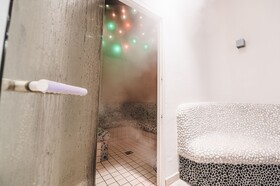 Apartments Hotel Cella Central