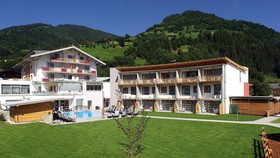 Lakeside Luxury Apartments