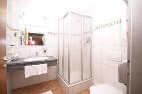 Lakeside Luxury Apartments