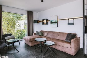 Nikolaus by AvenidA Panoramic Wellness Suites