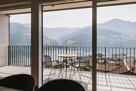 Nikolaus by AvenidA Panoramic Wellness Suites