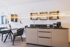 Nikolaus by AvenidA Panoramic Wellness Suites