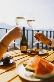 Nikolaus by AvenidA Panoramic Wellness Suites