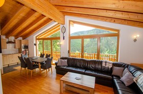 Ski Chalet Jim