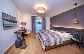 Two Timez Boutique Hotel