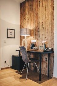 Two Timez Boutique Hotel