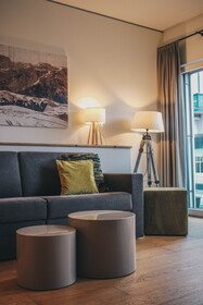 Two Timez Boutique Hotel