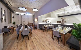 Two Timez Boutique Hotel