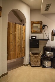 Two Timez Boutique Hotel