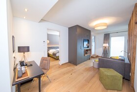 Two Timez Boutique Hotel