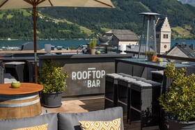 Two Timez Boutique Hotel