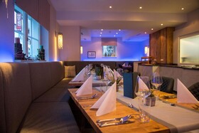 Two Timez Boutique Hotel