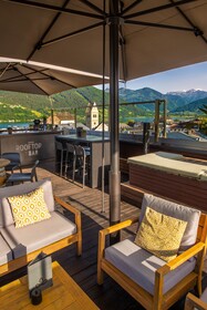Two Timez Boutique Hotel