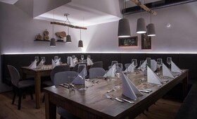 Two Timez Boutique Hotel