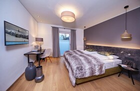 Two Timez Boutique Hotel