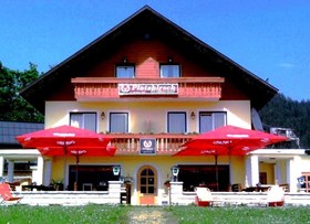 Zum Platzhirsch