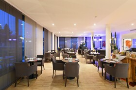 Amedia Luxury Suites Graz, Trademark Collection by Wyndham