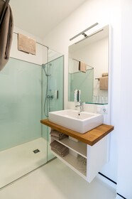 Shome Hotel